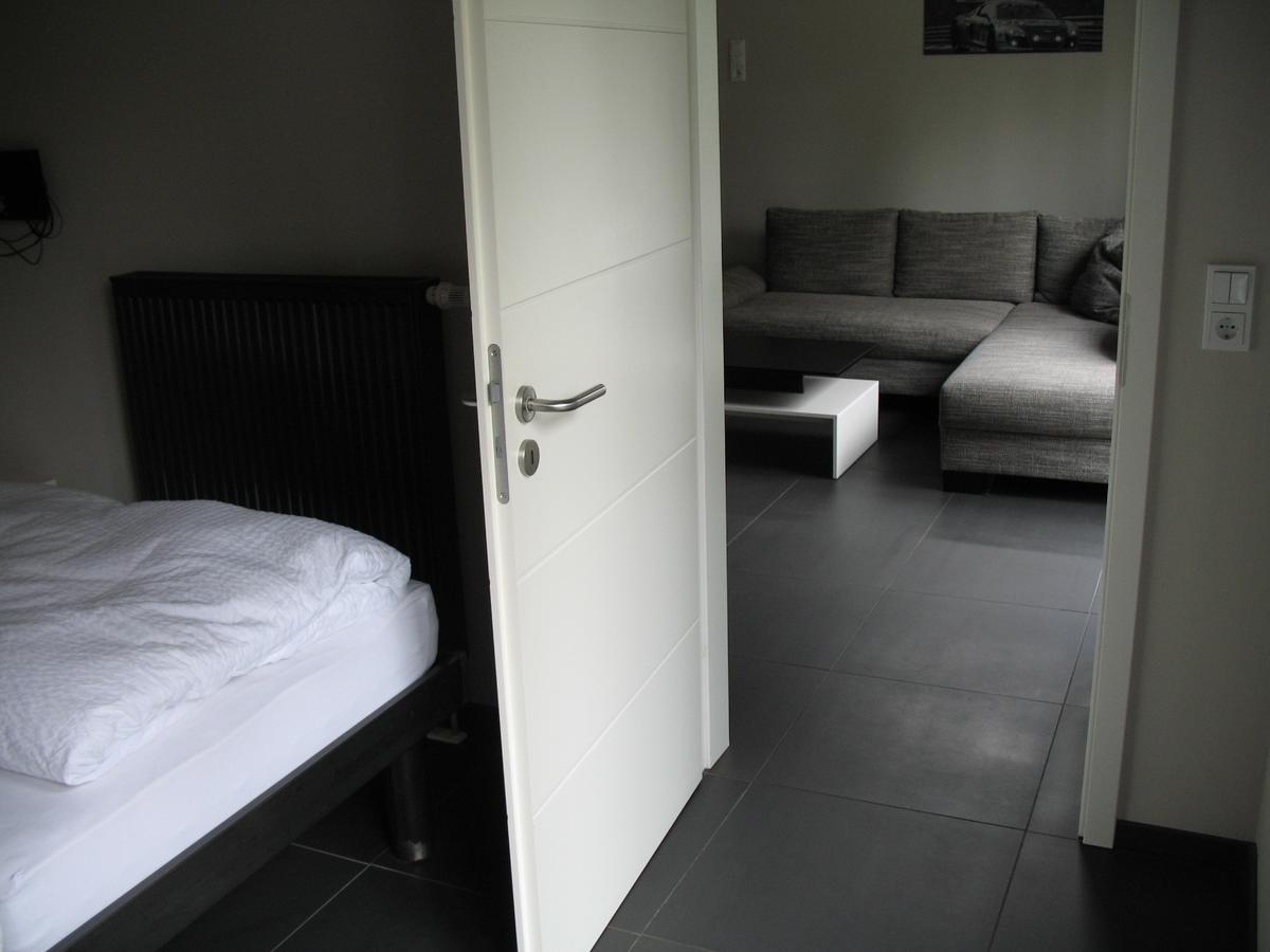 Ring-Race-Flats Appartements Adenau Exterior photo